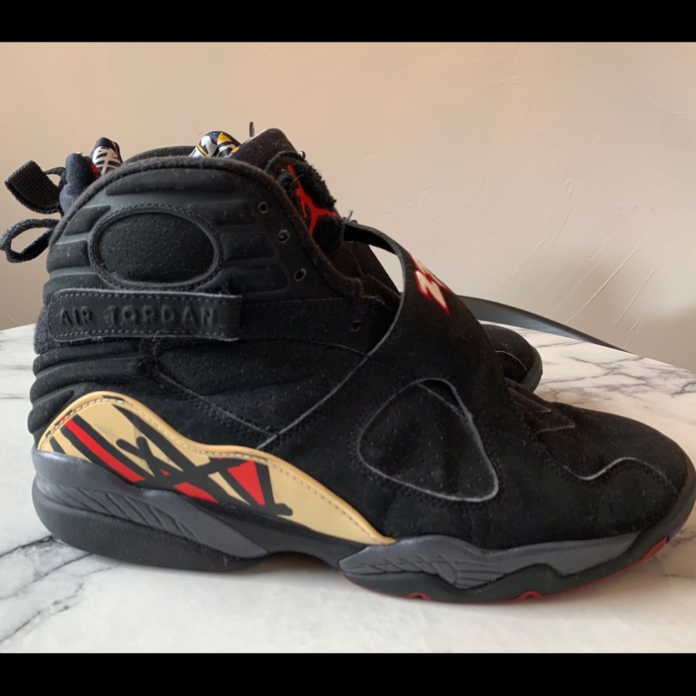 Jordan Retro 8 playoffs vintage